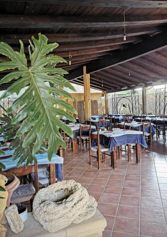 Hotel Camping Dell'Uva Le Castella  Exteriér fotografie